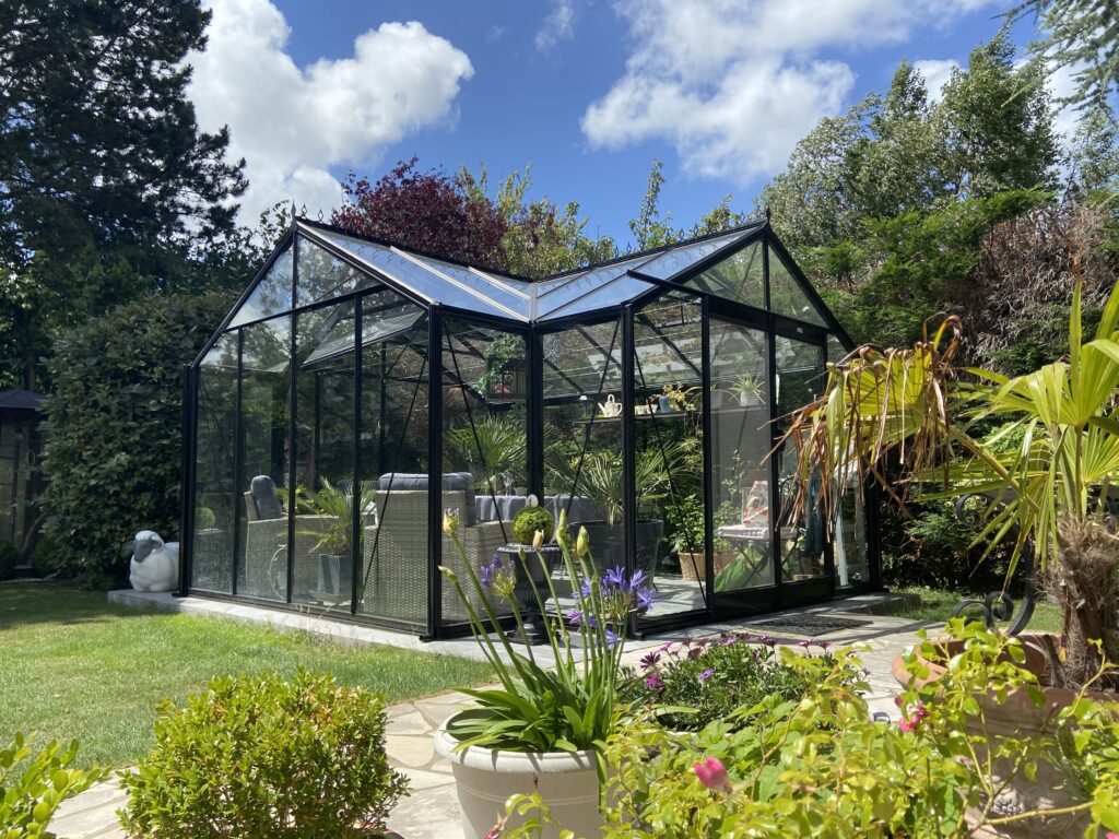 Post 3 Salon de jardin Hélène